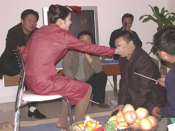 海南在线新闻中心-戏说金庸<em>小说</em>的十大强奸[组