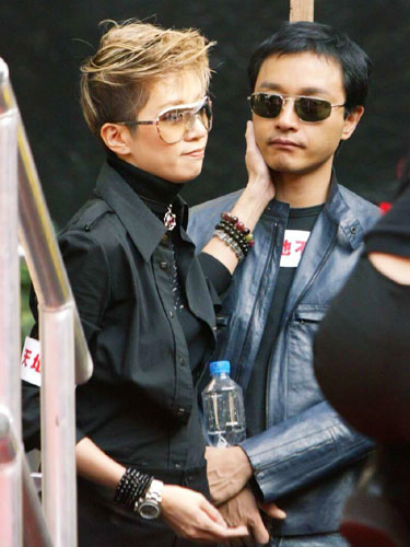 海南在线新闻中心-绝世美男子<em>张国荣</em>写真[组图