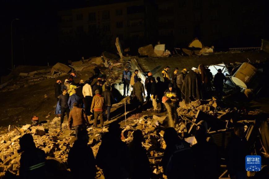 土耳其南部强震已造成土、叙两国逾4000人丧生