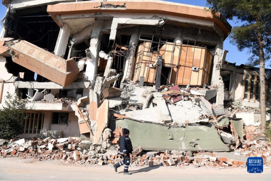 土耳其卫生部长：地震在土造成超两万人死亡