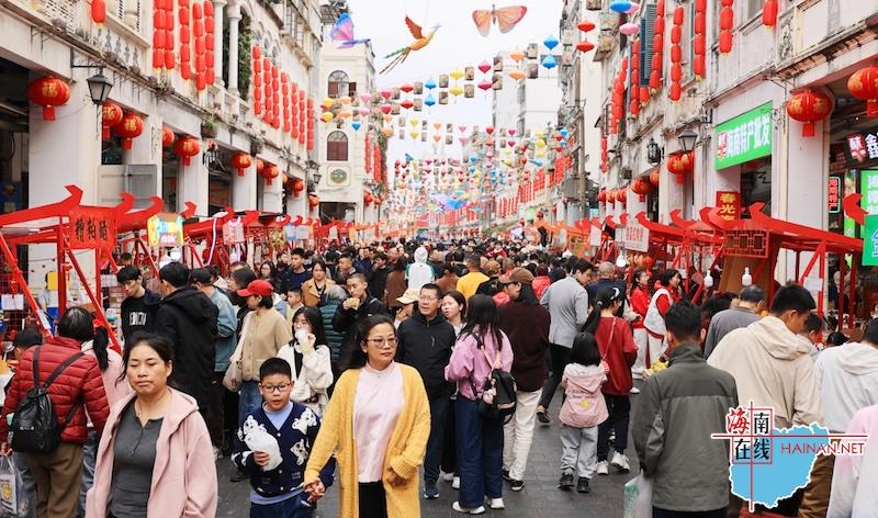 2025年春节海南8天接待游客955.84万人次