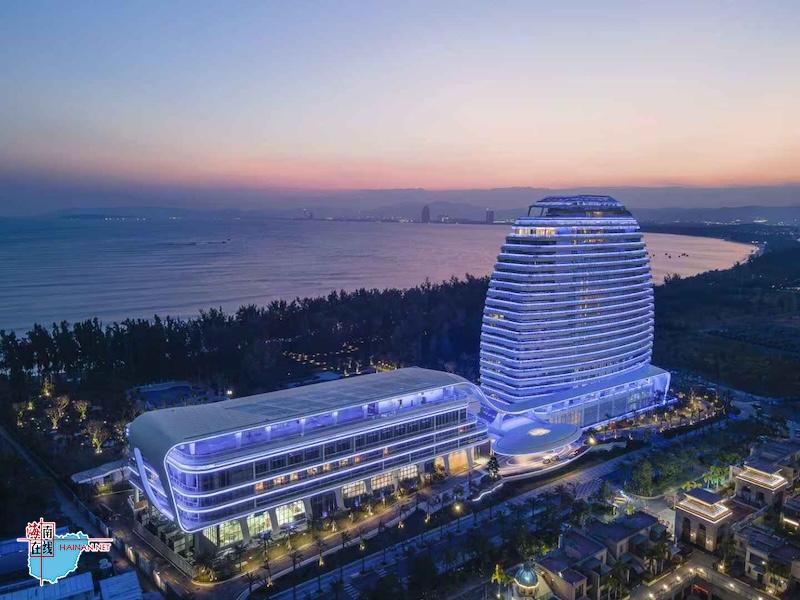 海南三正月酒店开业 以“月”为媒打造滨海家庭亲子高端度假