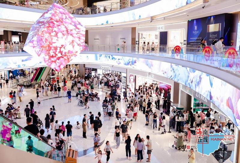 中免海南六店双节假期揽客超45万人次
