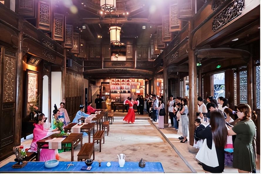 叩启风雅·门见古今 雅诗阁臻选2025中国区品牌体验之旅成功举