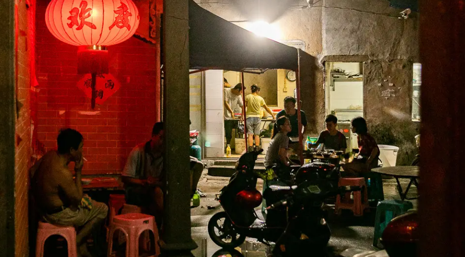 有人说海口的烟火气在老街，我觉得新埠岛才是宝藏地