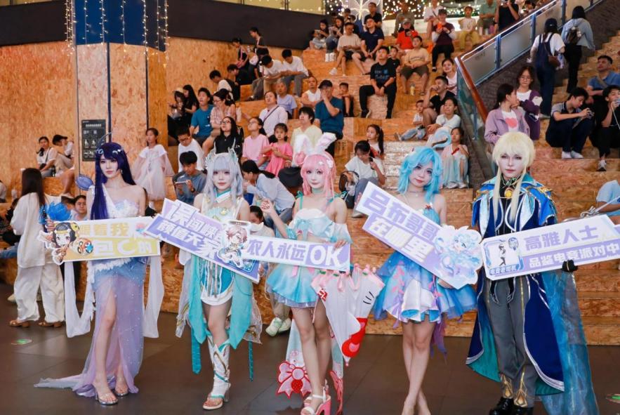 从街头快闪到社交刷屏 海口电竞嘉年华·城市巡游活动燃爆全城(图2)