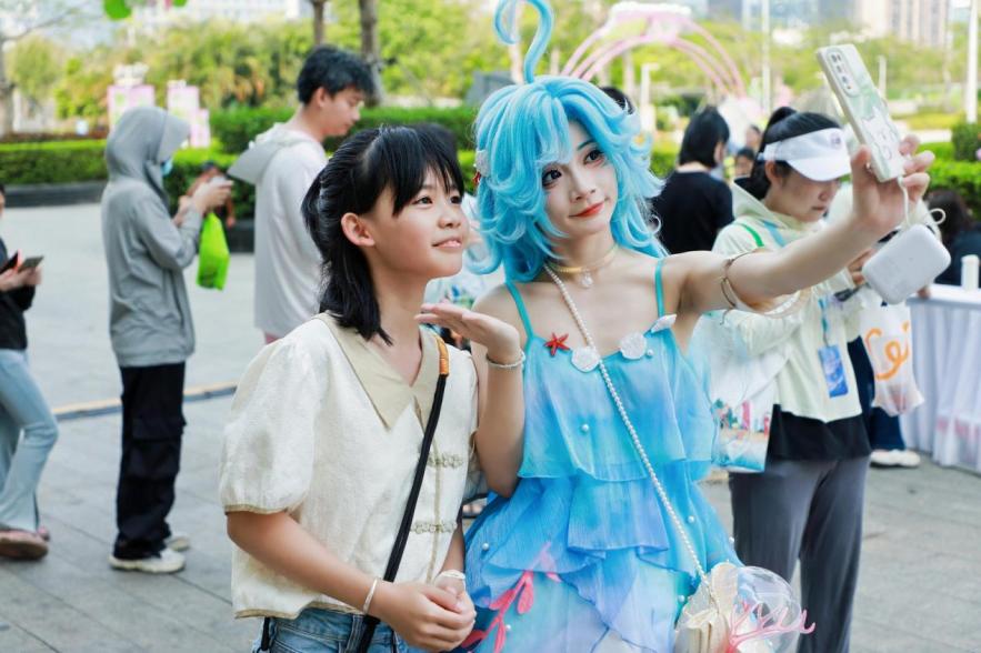 从街头快闪到社交刷屏 海口电竞嘉年华·城市巡游活动燃爆全城(图5)